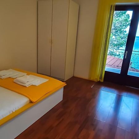 Apartment Buco Starigrad Paklenica Bagian luar foto
