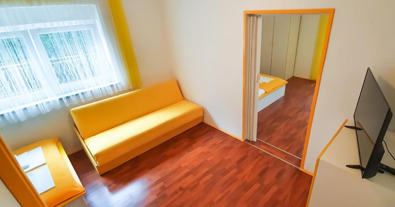 Apartment Buco Starigrad Paklenica Bagian luar foto